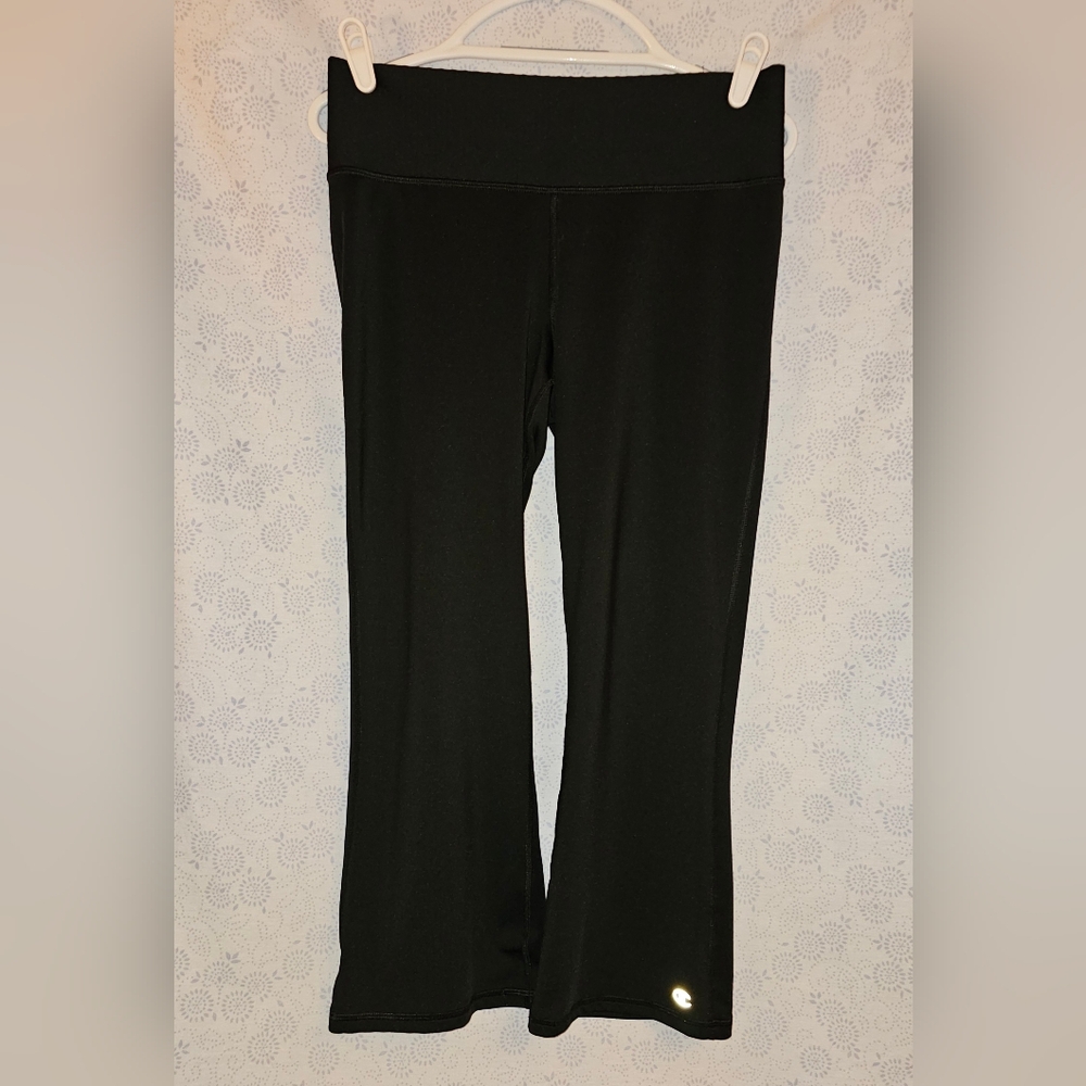 ✨️ Champion Women's Cropped Flare Athletic Pants ~ Large/ Black